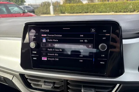 46 of 65 for VOLKSWAGEN T-ROC 1.0 TSI Life 5dr