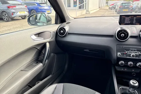 20 of 67 for AUDI A1 1.6 TDI S Line 5dr