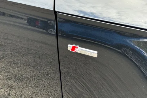 28 of 67 for AUDI A1 1.6 TDI S Line 5dr