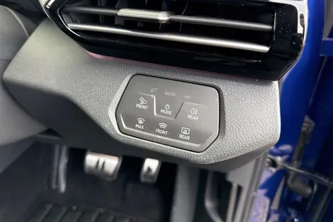  Volkswagen ID.5 Pro 77kWh Match Auto 5dr Thumbnail #31