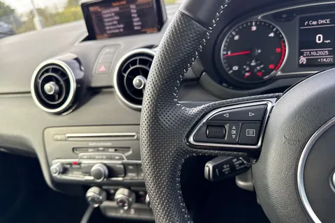 38 of 67 for AUDI A1 1.6 TDI S Line 5dr