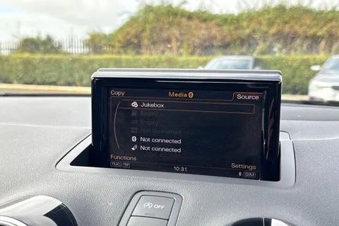 50 of 67 for AUDI A1 1.6 TDI S Line 5dr