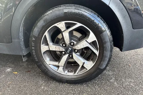 7 of 50 for Kia Sportage 1.6 GDi 2 Euro 6 (s/s) 5dr