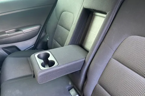 25 of 50 for Kia Sportage 1.6 GDi 2 Euro 6 (s/s) 5dr