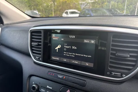 33 of 50 for Kia Sportage 1.6 GDi 2 Euro 6 (s/s) 5dr