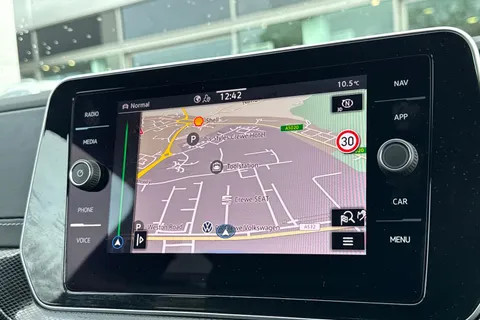 MD24FZZ Volkswagen T-Cross 1.0 TSI 115 R-Line 5dr DSG | Rear Camera | App Connect Thumbnail #18