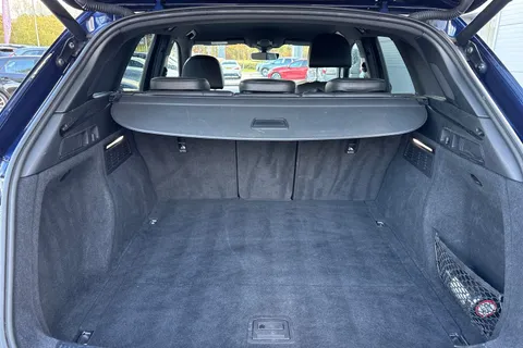 BV68RKA Audi Q5 2.0 TDI 40 S line S Tronic quattro Euro 6 (s/s) 5dr Thumbnail #7