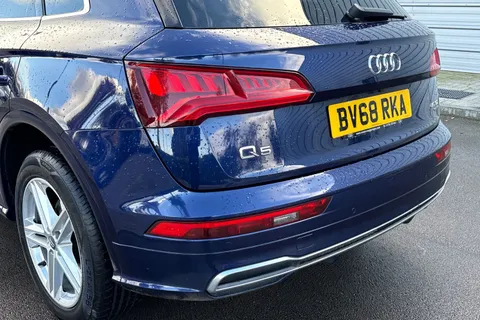 BV68RKA Audi Q5 2.0 TDI 40 S line S Tronic quattro Euro 6 (s/s) 5dr Thumbnail #8