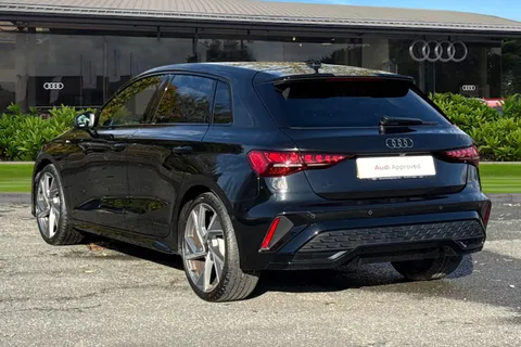 KO74HZU Audi A3 Black Edition 35 TFSI  150 PS S tronic Thumbnail #3