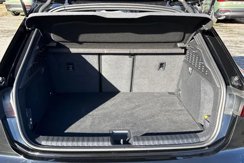 KO74HZU Audi A3 Black Edition 35 TFSI  150 PS S tronic Thumbnail #7