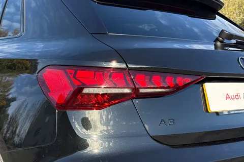 KO74HZU Audi A3 Black Edition 35 TFSI  150 PS S tronic Thumbnail #8