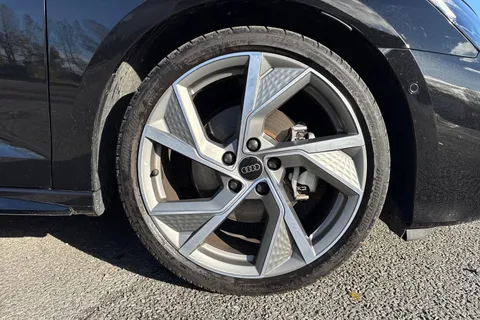 KO74HZU Audi A3 Black Edition 35 TFSI  150 PS S tronic Thumbnail #10