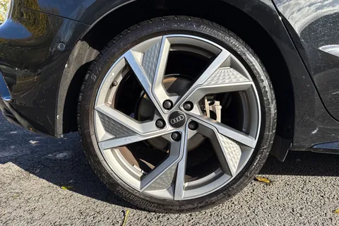 KO74HZU Audi A3 Black Edition 35 TFSI  150 PS S tronic Thumbnail #11