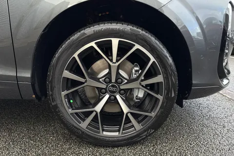 Audi Q3 1.5 e-hybrid Edition 1 S Tronic Euro 6 (s/s) 5dr 26kWh Thumbnail #10
