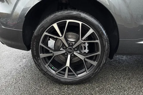 Audi Q3 1.5 e-hybrid Edition 1 S Tronic Euro 6 (s/s) 5dr 26kWh Thumbnail #11