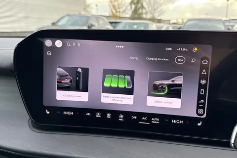 Audi Q3 1.5 e-hybrid Edition 1 S Tronic Euro 6 (s/s) 5dr 26kWh Thumbnail #34