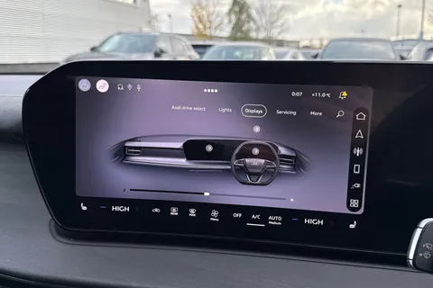 Audi Q3 1.5 e-hybrid Edition 1 S Tronic Euro 6 (s/s) 5dr 26kWh Thumbnail #37