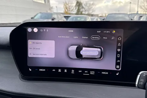 Audi Q3 1.5 e-hybrid Edition 1 S Tronic Euro 6 (s/s) 5dr 26kWh Thumbnail #38