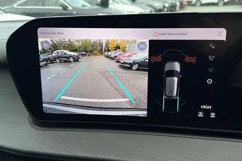 Audi Q3 1.5 e-hybrid Edition 1 S Tronic Euro 6 (s/s) 5dr 26kWh Thumbnail #45