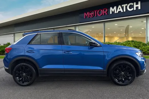 HV70SUH Volkswagen T-Roc 1.5 TSI EVO SE DSG Euro 6 (s/s) 5dr Thumbnail #4