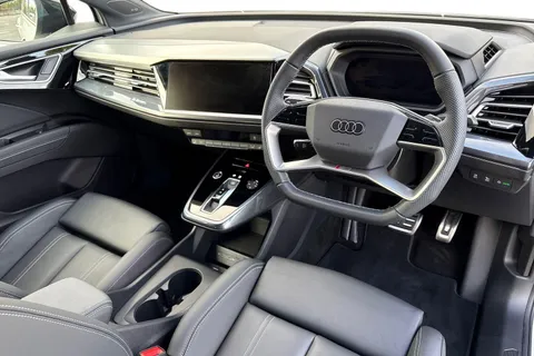 14 of 66 for AUDI Q4 210kW 45 82kWh Black Edition 5dr Auto