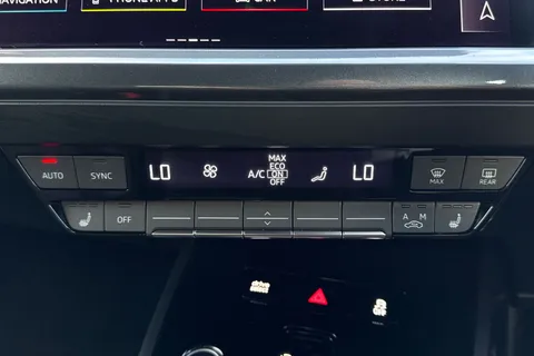 22 of 66 for AUDI Q4 210kW 45 82kWh Black Edition 5dr Auto