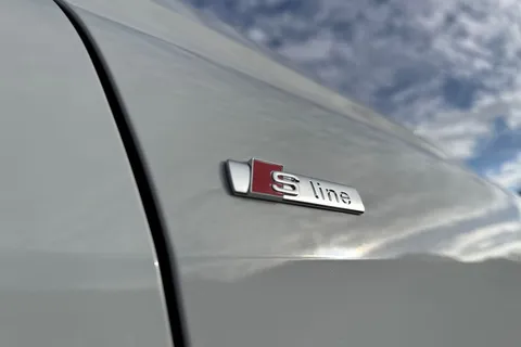 29 of 66 for AUDI Q4 210kW 45 82kWh Black Edition 5dr Auto