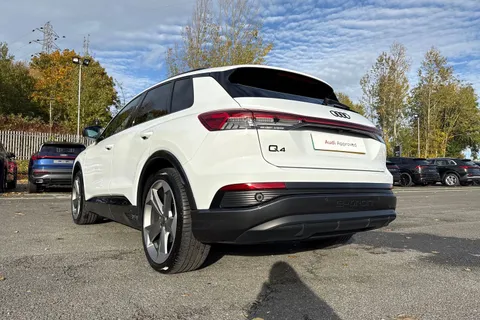 39 of 66 for AUDI Q4 210kW 45 82kWh Black Edition 5dr Auto