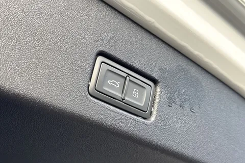 41 of 66 for AUDI Q4 210kW 45 82kWh Black Edition 5dr Auto