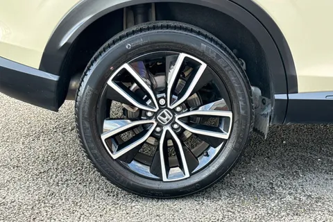 13 of 52 for HONDA HR-V 1.5 eHEV Elegance 5dr CVT