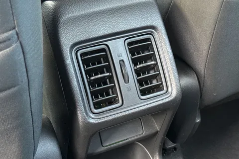 30 of 52 for HONDA HR-V 1.5 eHEV Elegance 5dr CVT