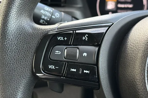 33 of 52 for HONDA HR-V 1.5 eHEV Elegance 5dr CVT