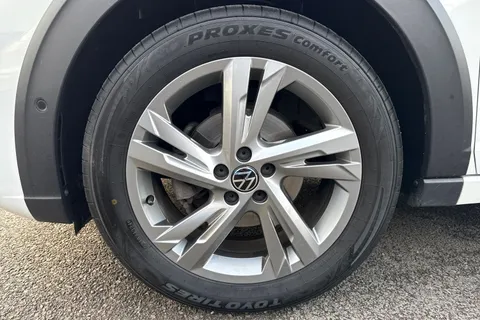 DS72ZYG Volkswagen Taigo 1.0 TSI 110 R-Line 5dr DSG Thumbnail #13