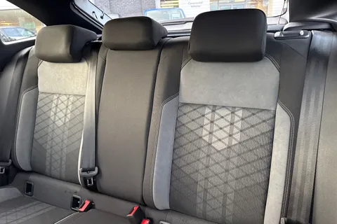 DS72ZYG Volkswagen Taigo 1.0 TSI 110 R-Line 5dr DSG Thumbnail #20