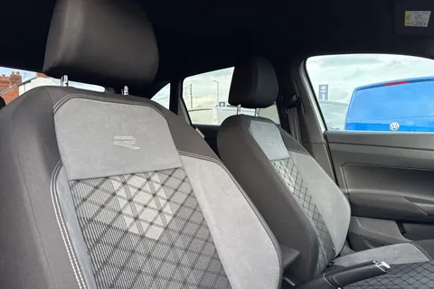 DS72ZYG Volkswagen Taigo 1.0 TSI 110 R-Line 5dr DSG Thumbnail #25