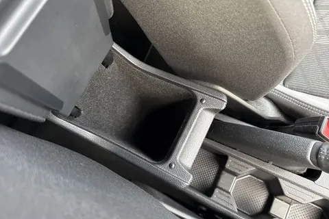 DS72ZYG Volkswagen Taigo 1.0 TSI 110 R-Line 5dr DSG Thumbnail #42