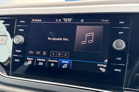 DS72ZYG Volkswagen Taigo 1.0 TSI 110 R-Line 5dr DSG Thumbnail #49