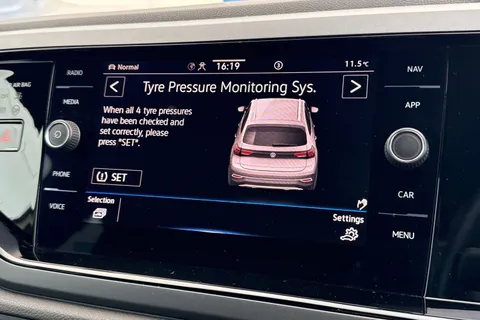 DS72ZYG Volkswagen Taigo 1.0 TSI 110 R-Line 5dr DSG Thumbnail #52