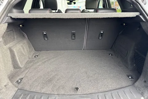 DK70XBG Jaguar E-Pace 2.0 D150 Chequered Flag Auto AWD Euro 6 (s/s) 5dr Thumbnail #7