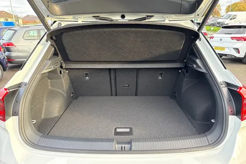  Volkswagen T-Roc 1.5 TSI Black Edition Plus DSG Euro 6 (s/s) 5dr Thumbnail #7