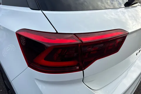  Volkswagen T-Roc 1.5 TSI Black Edition Plus DSG Euro 6 (s/s) 5dr Thumbnail #25