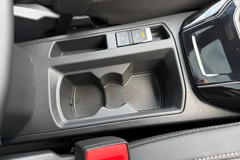  Volkswagen T-Roc 1.5 TSI Black Edition Plus DSG Euro 6 (s/s) 5dr Thumbnail #42