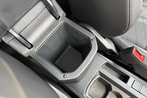  Volkswagen T-Roc 1.5 TSI Black Edition Plus DSG Euro 6 (s/s) 5dr Thumbnail #43