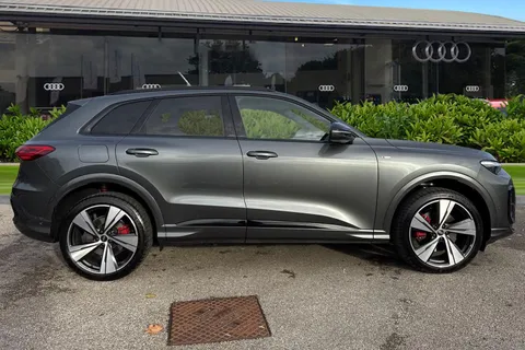 PK25OHF Audi Q5 SUV Edition 1 TDI quattro 204 PS S tronic Thumbnail #4