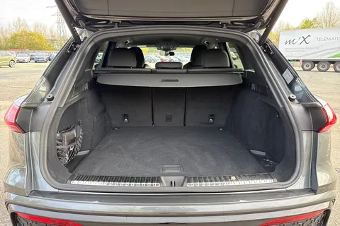 PK25OHF Audi Q5 SUV Edition 1 TDI quattro 204 PS S tronic Thumbnail #8