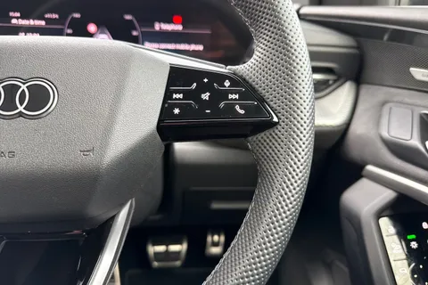 PK25OHF Audi Q5 SUV Edition 1 TDI quattro 204 PS S tronic Thumbnail #36