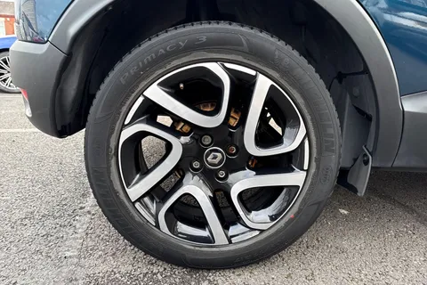 10 of 50 for RENAULT CAPTUR 0.9 TCE 90 Dynamique S Nav 5dr