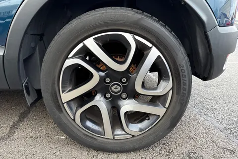 11 of 50 for RENAULT CAPTUR 0.9 TCE 90 Dynamique S Nav 5dr