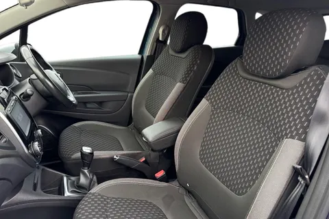 16 of 50 for RENAULT CAPTUR 0.9 TCE 90 Dynamique S Nav 5dr