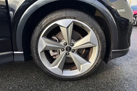 KP74WXZ Audi Q4 e-tron Q4 Sportback Black Edition 45 e-tron 210,00 kW Thumbnail #10